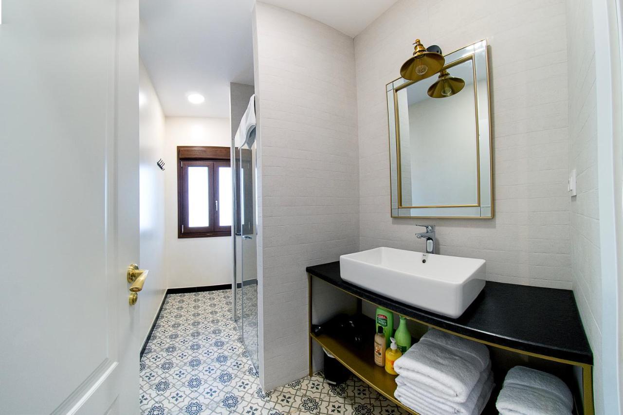 Cervantes5Collection Delux Alcazar Toledo Exterior photo